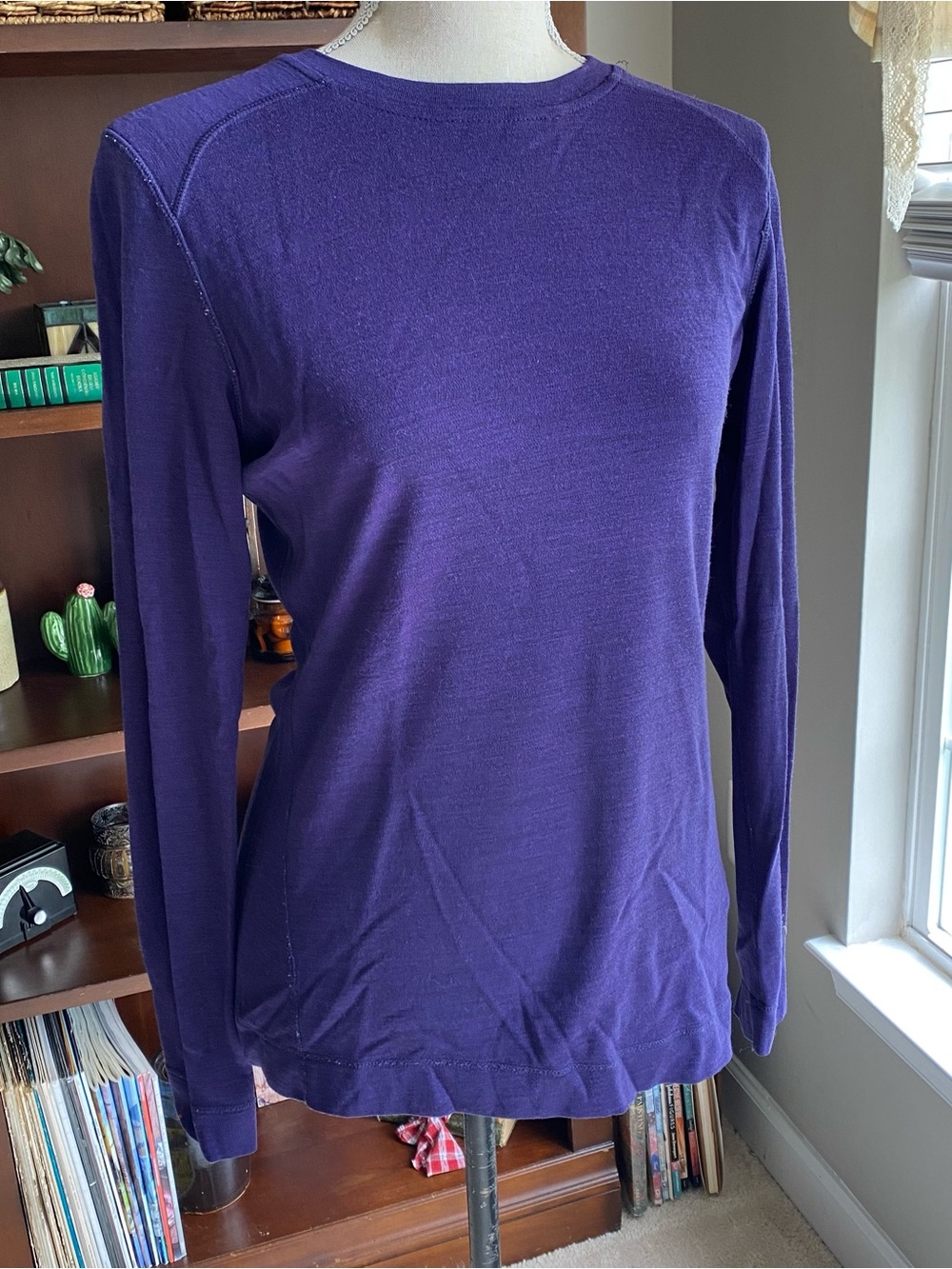 Smartwool 250 Base Layer 100% Merino Wool Purple Crewneck Top - Large